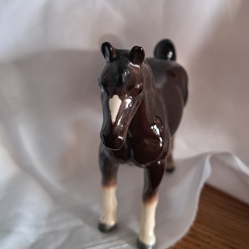 Lefton Blue Ribbon Horse Equine Figurine - Picture 2 of 6
